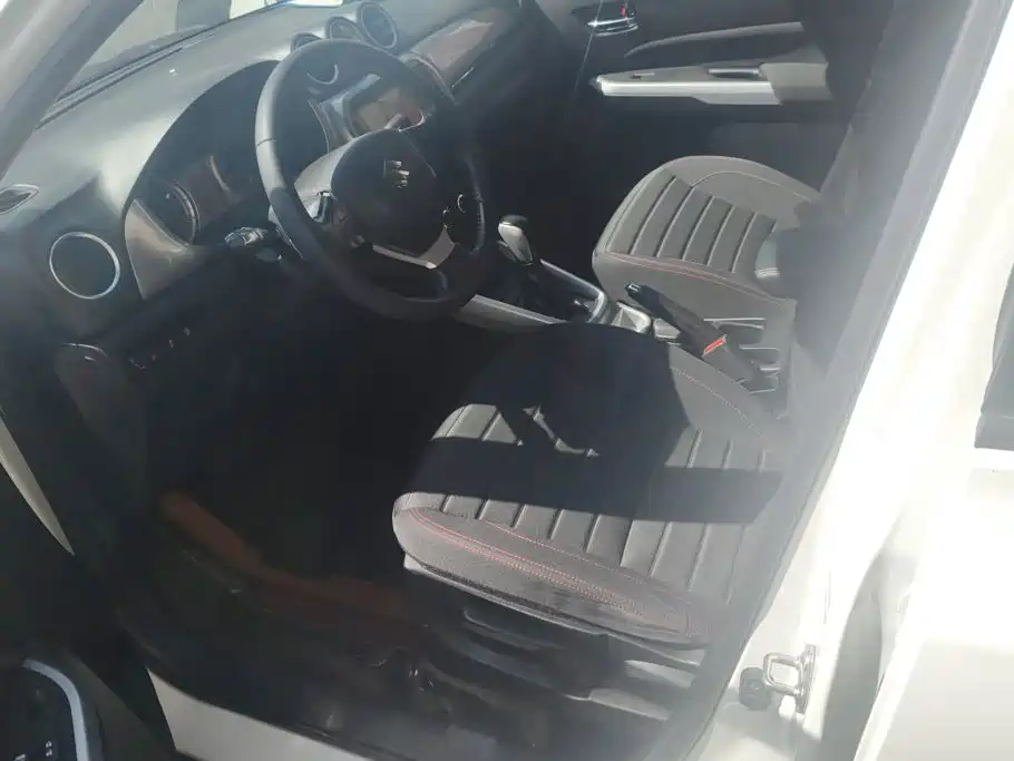 Suzuki Vitara — миниатюра 9