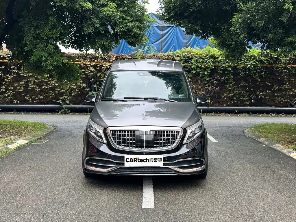 Mercedes-Benz V-Class — миниатюра 2
