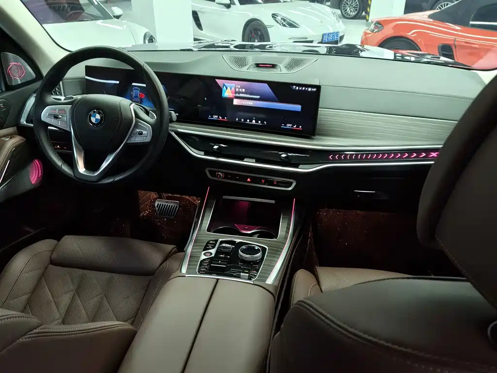 BMW X7 — миниатюра 8