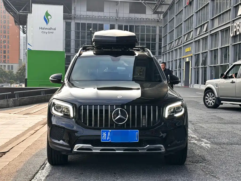 Mercedes-Benz GLB — миниатюра 2