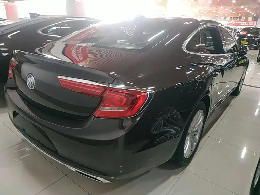Buick LaCrosse — миниатюра 7