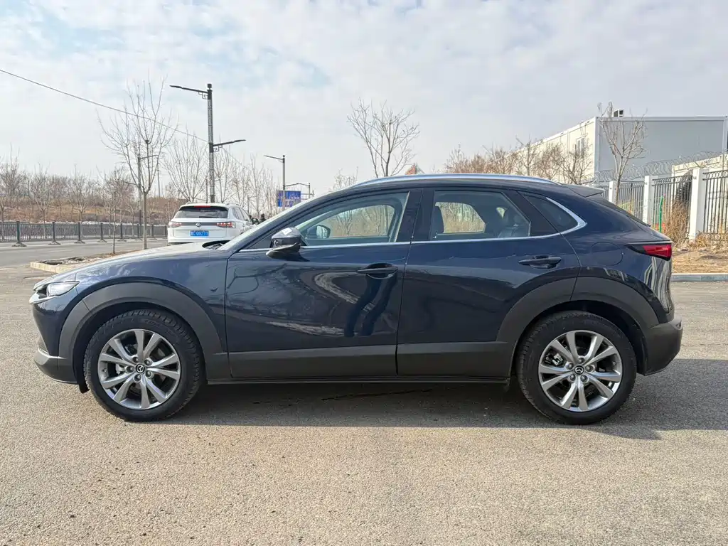 MAZDA CX 30