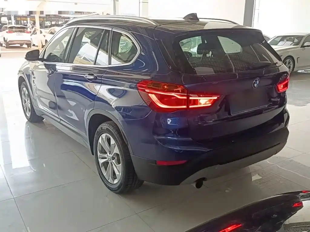BMW X1 — миниатюра 5