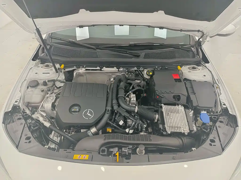 Mercedes-Benz A-Class — миниатюра 17
