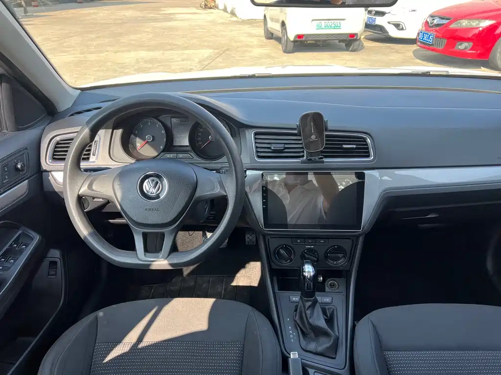 Volkswagen Lavida — миниатюра 10