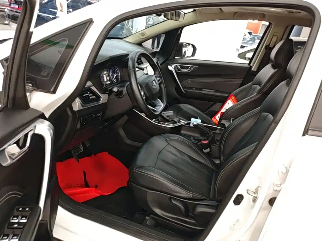 Geely Vision X3 — миниатюра 15