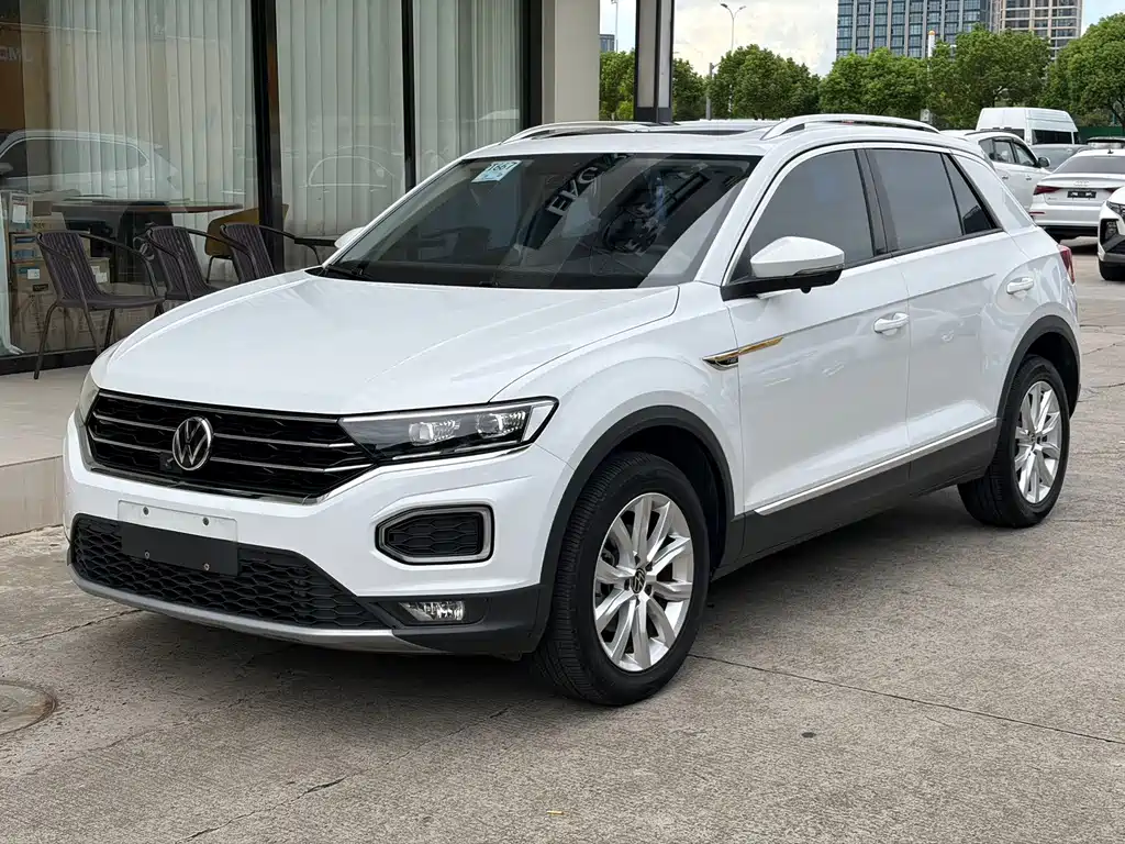Volkswagen T-Roc — миниатюра 2