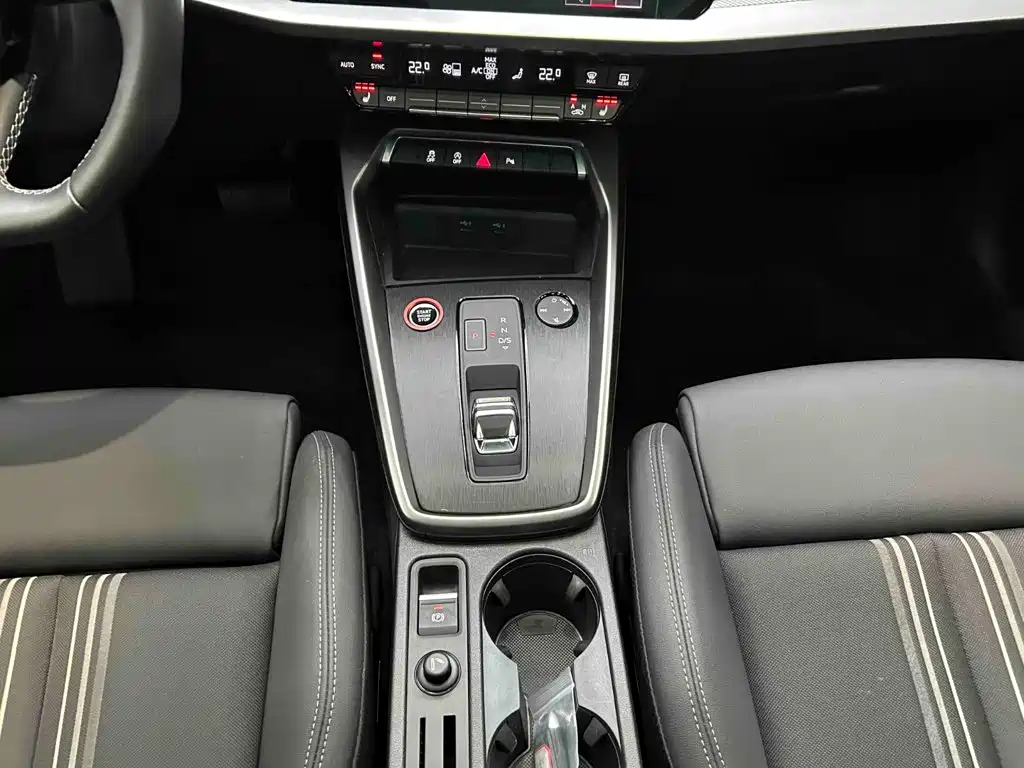 Audi A3 — миниатюра 10