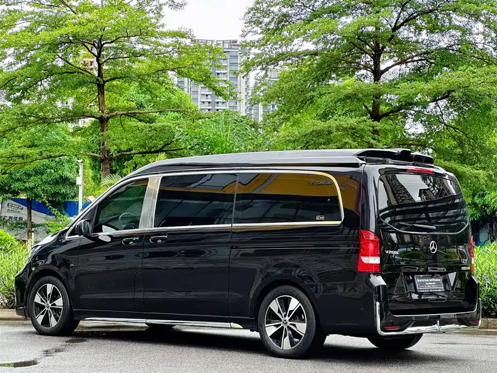 Mercedes-Benz V-Class V 2023 V 260 L
