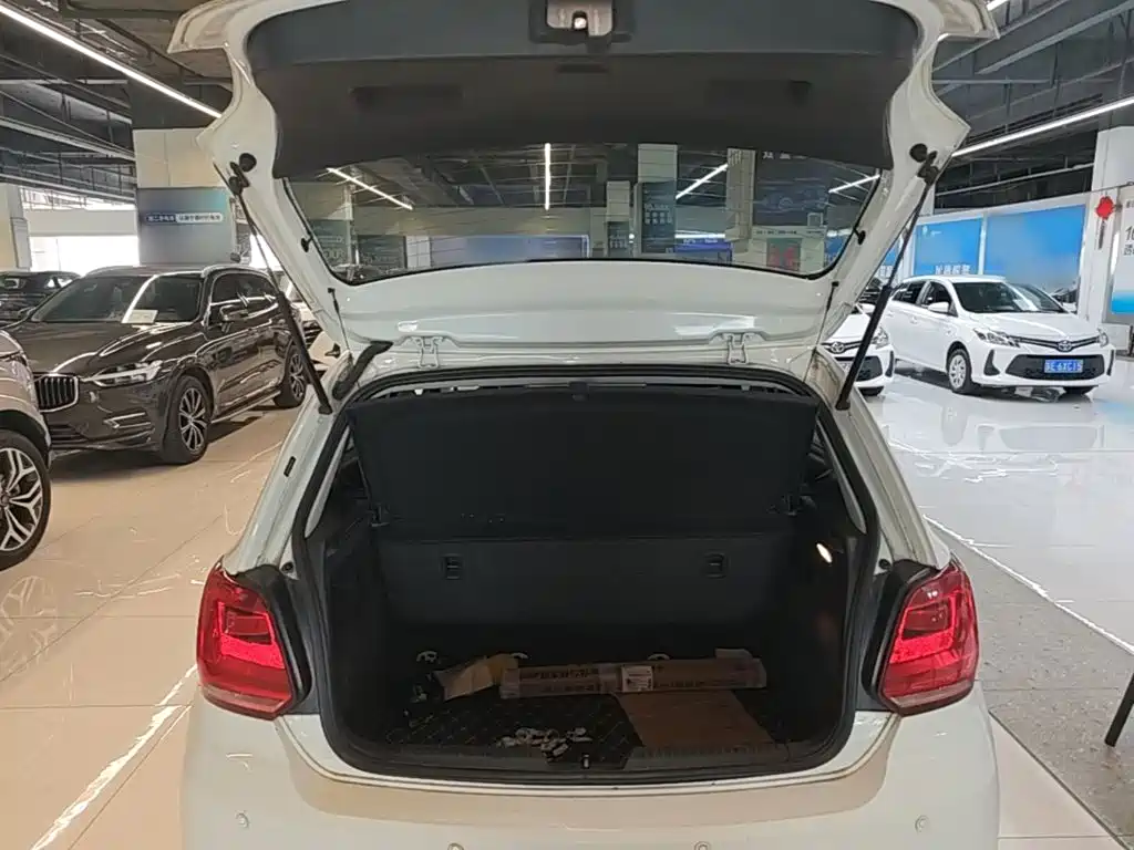 Volkswagen Polo — миниатюра 19