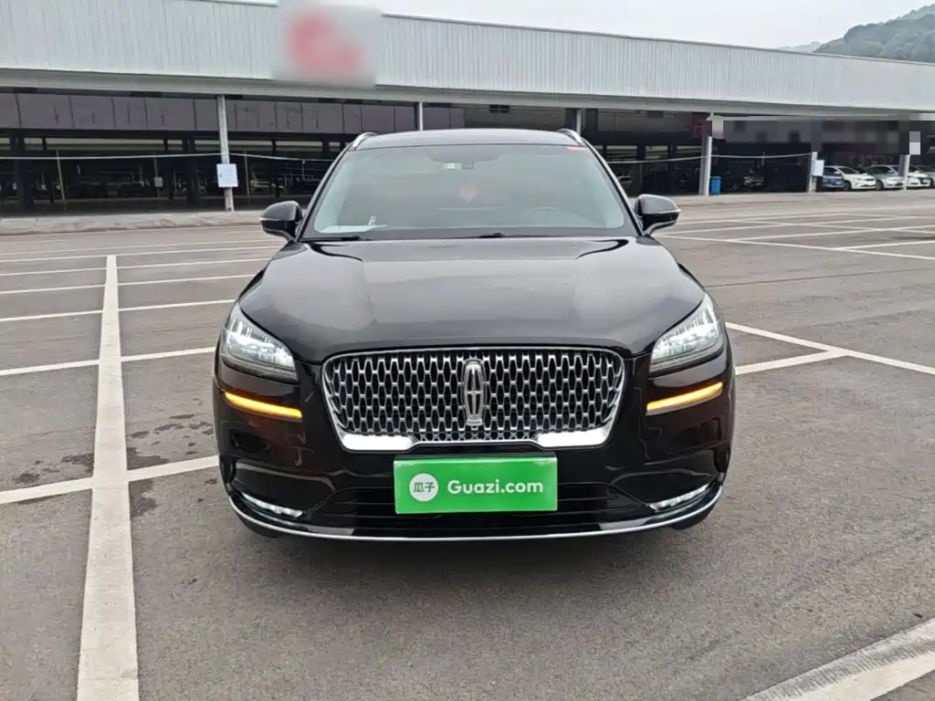 Lincoln Corsair — миниатюра 3