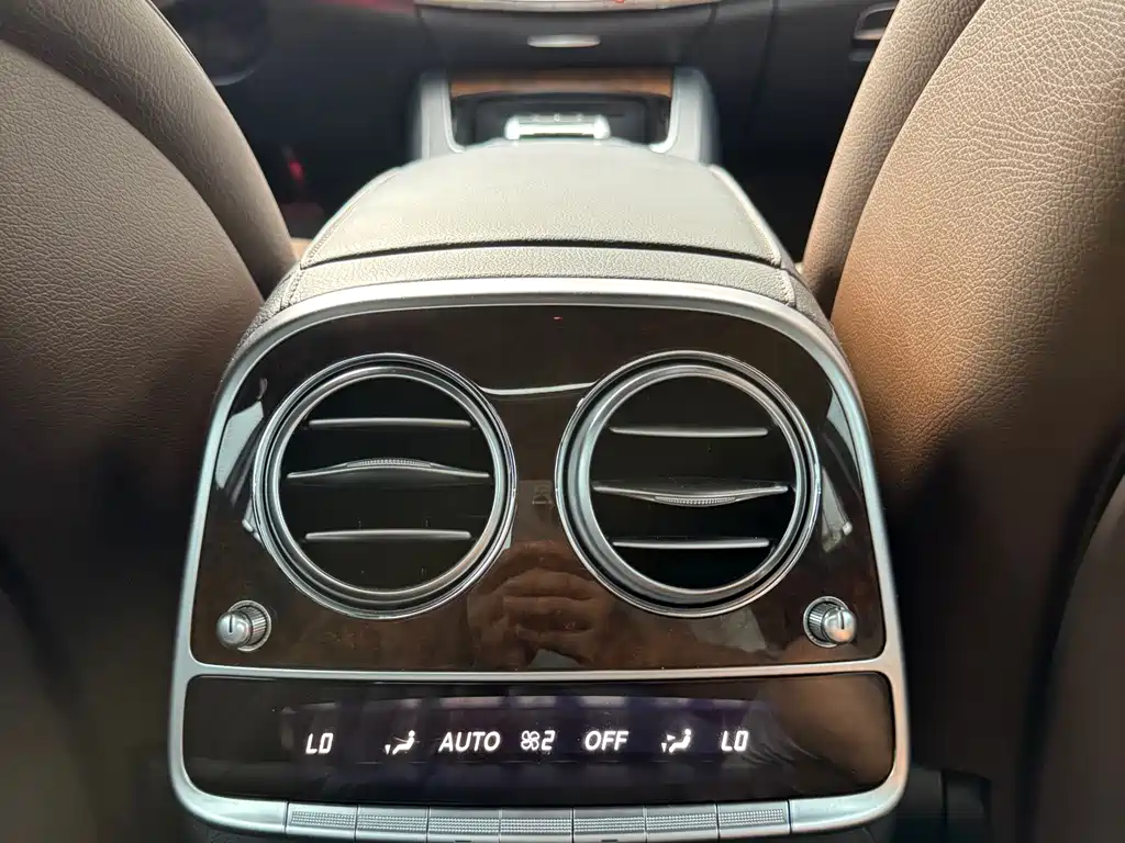 Mercedes-Benz S-Class — миниатюра 10