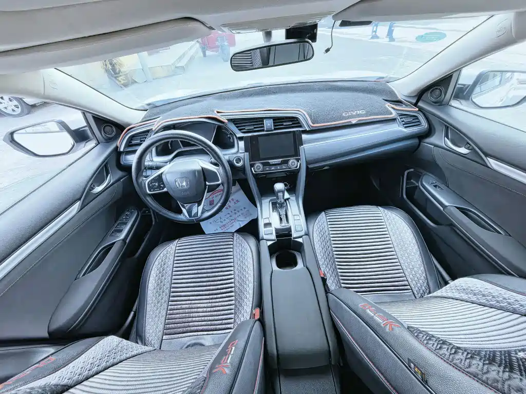 Honda Civic — миниатюра 11
