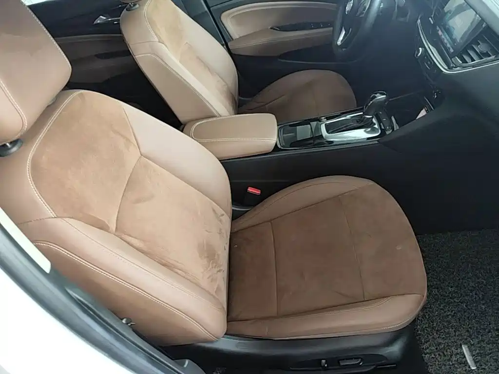 Buick Regal — миниатюра 25