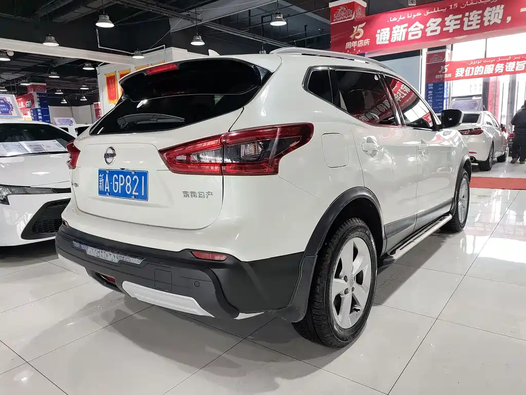 NISSAN QASHQAI
