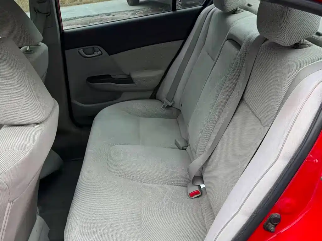 Honda Civic — миниатюра 7