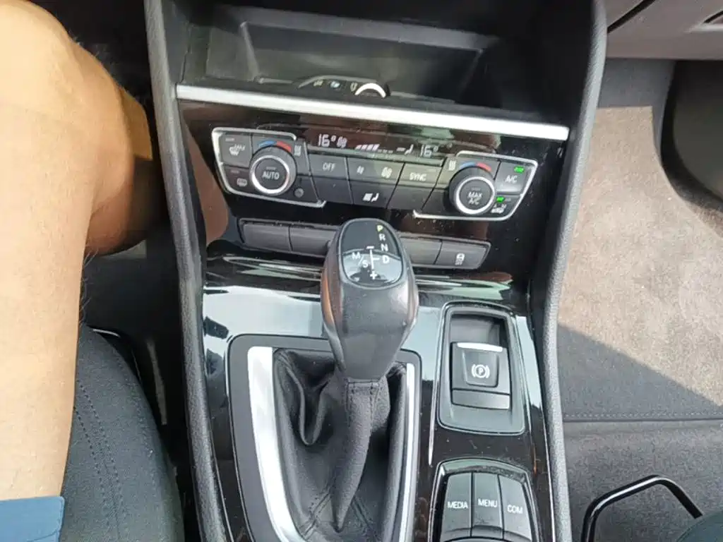 BMW 2 Series Active Tourer — миниатюра 14