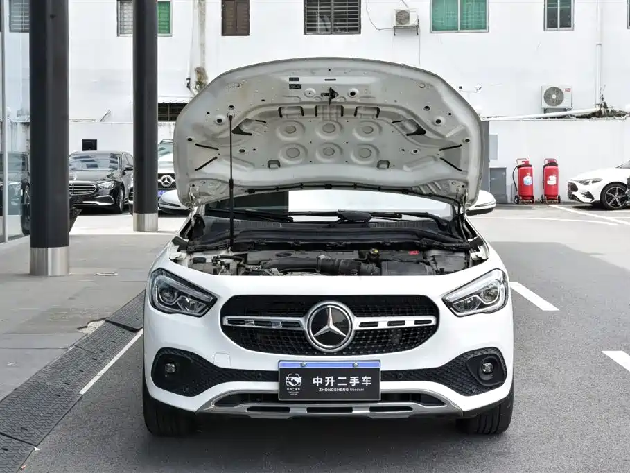 Mercedes-Benz GLA — миниатюра 7