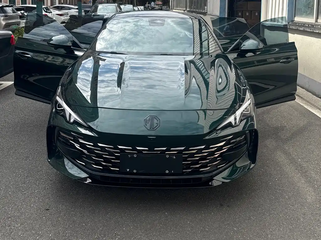 MG MG7