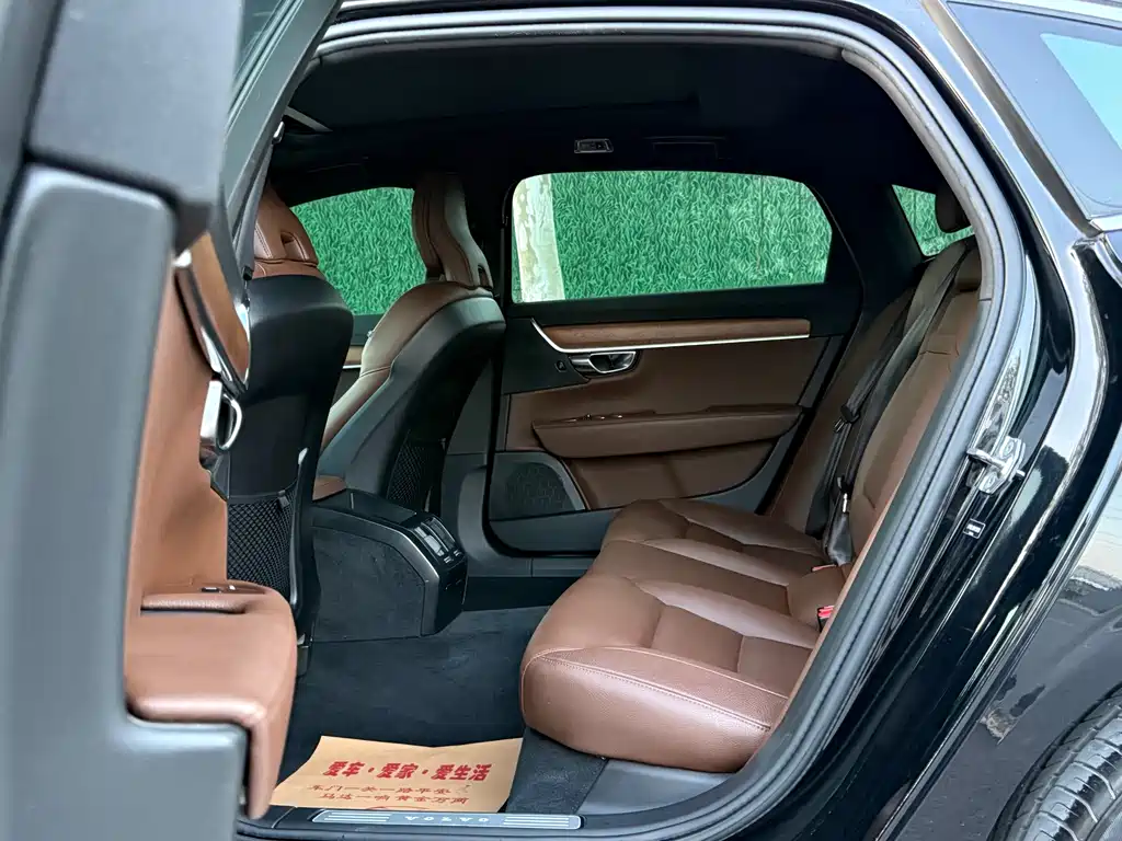 Volvo S90 2021 B5 Luxury