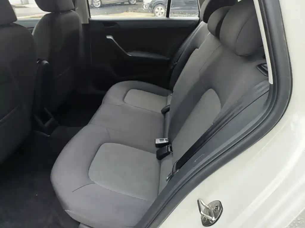 Skoda Rapid Spaceback — миниатюра 17