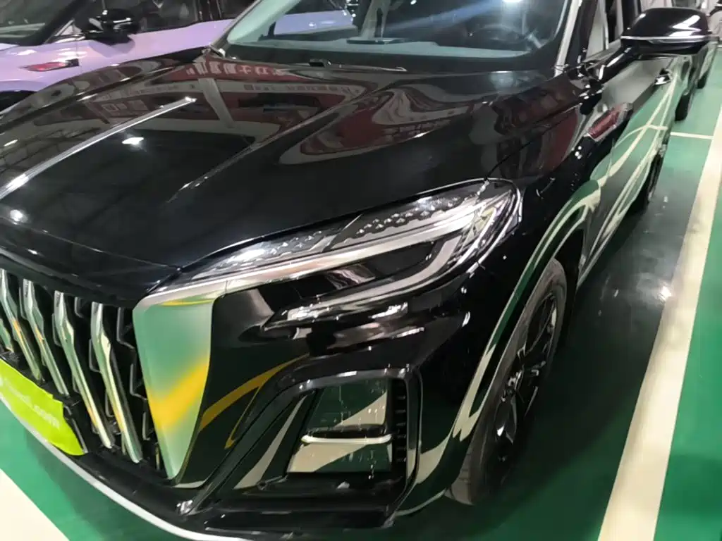 Hongqi Hongqi HS3 PHEV — миниатюра 24