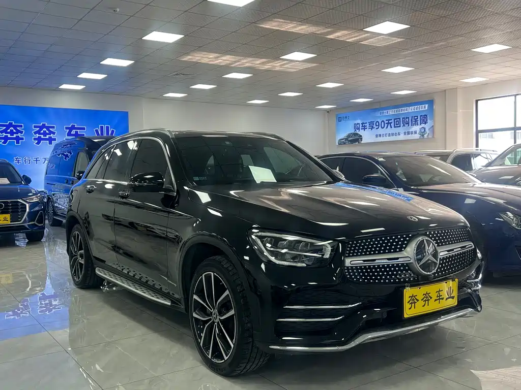 MERCEDES-BENZ GLC