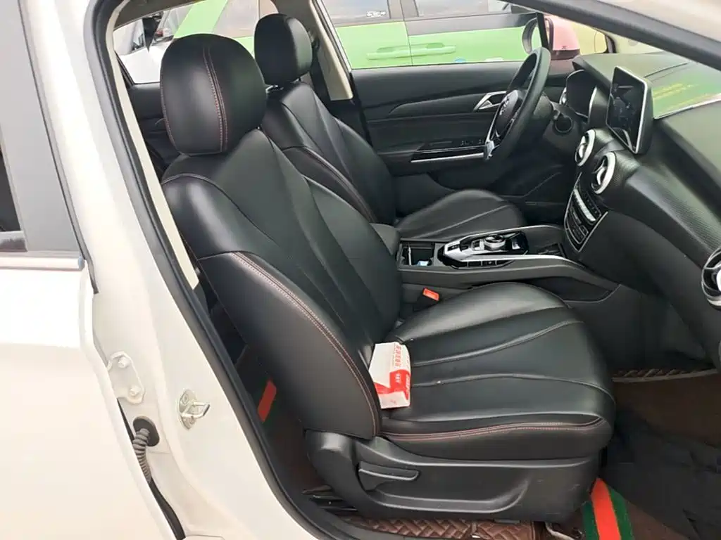 BAIC EU5 — миниатюра 25