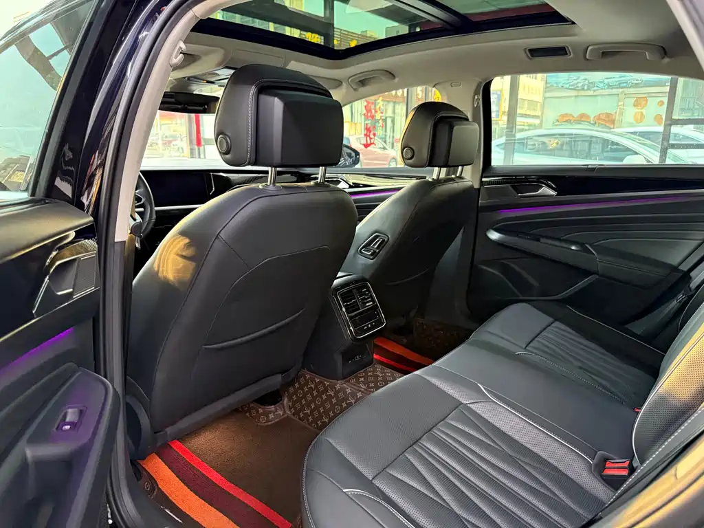Volkswagen Passat — миниатюра 6