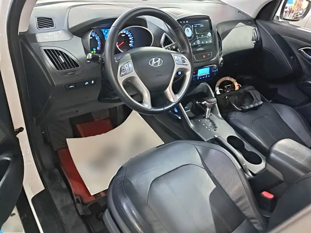 Hyundai ix35 — миниатюра 10