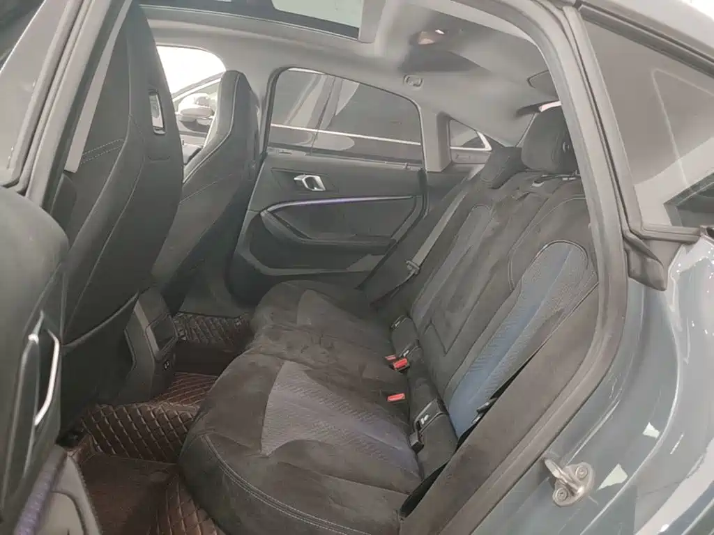 BMW 2 Series (Import) — миниатюра 17