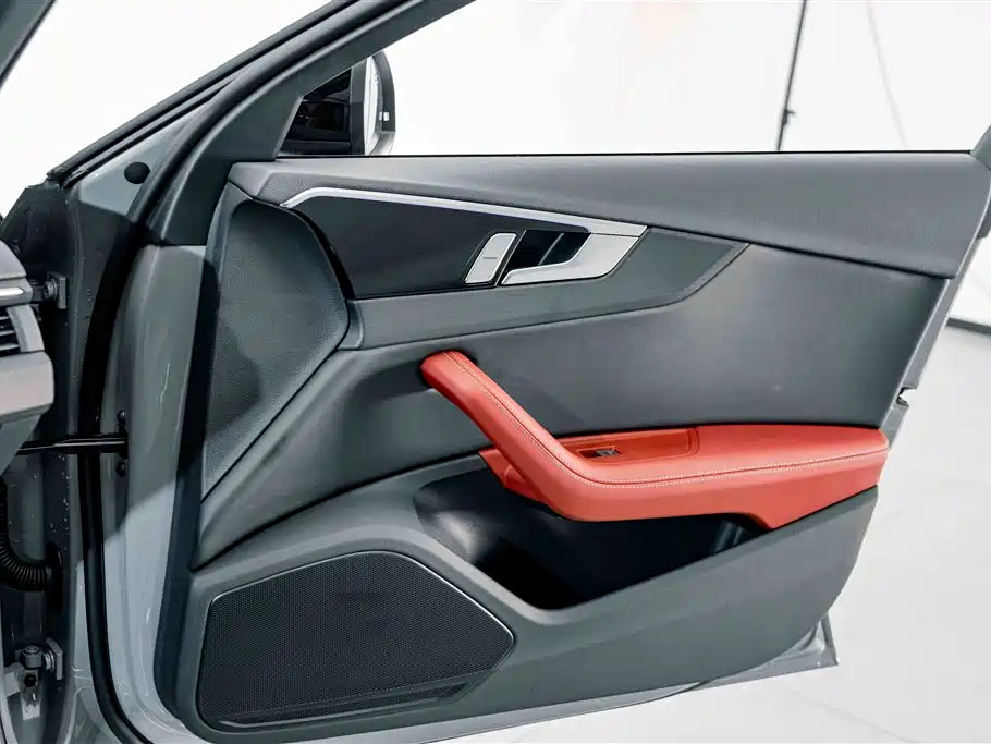 Audi A4L — миниатюра 15