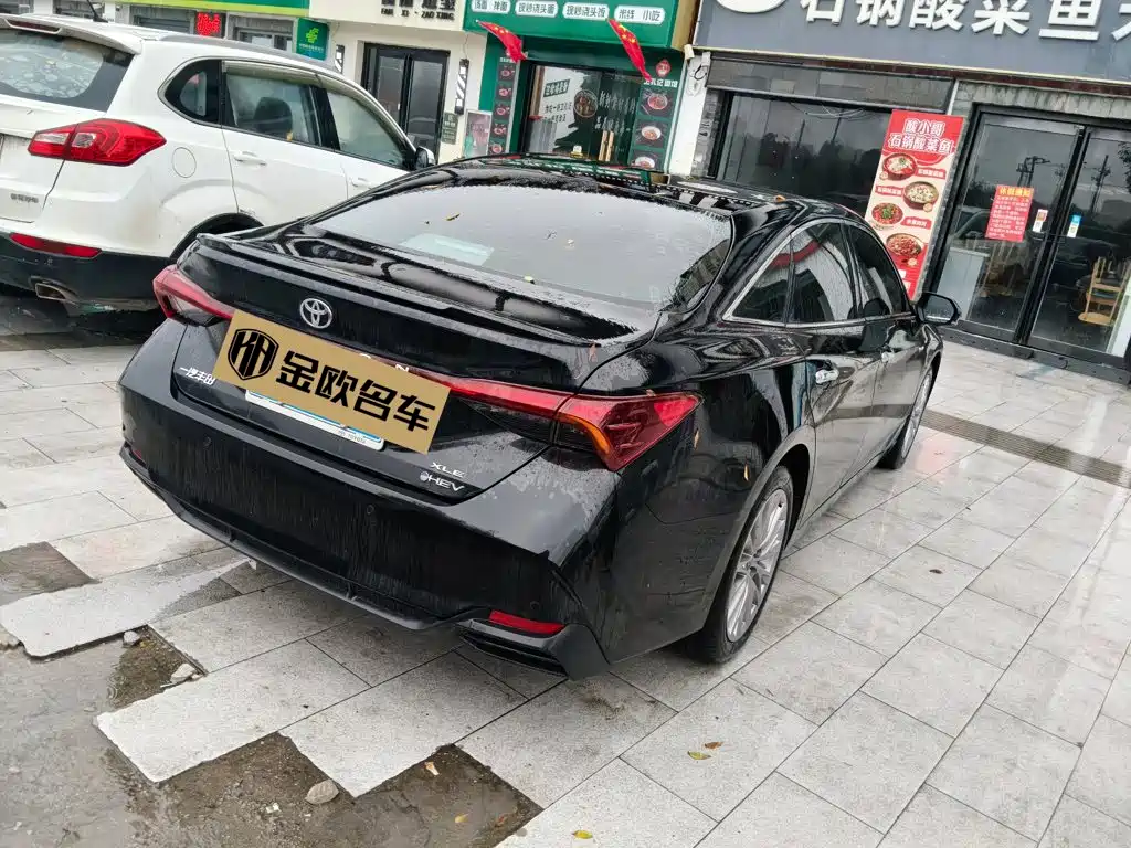 Toyota Avalon — миниатюра 3