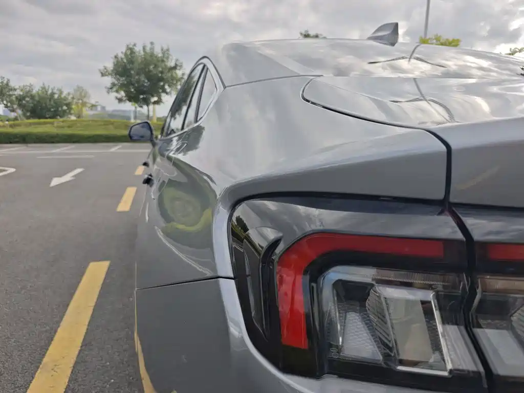 Ford Mondeo — миниатюра 29