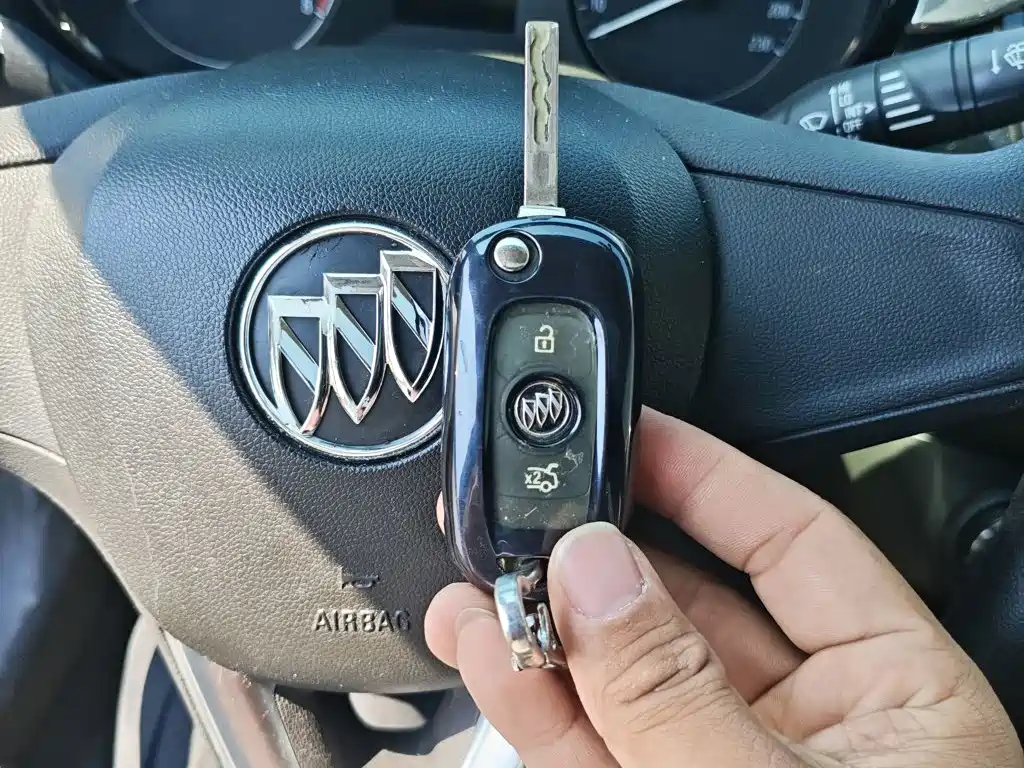 Buick Excelle — миниатюра 9