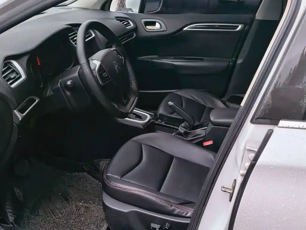 Citroen C4L — миниатюра 8
