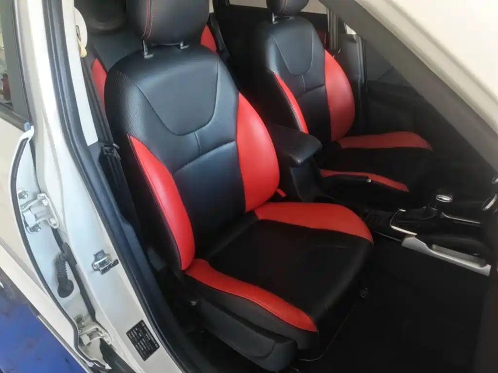 BAIC Senova X35 — миниатюра 25