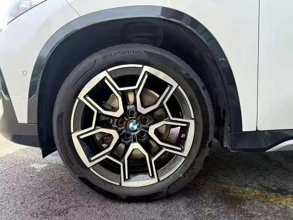 BMW X1 — миниатюра 9