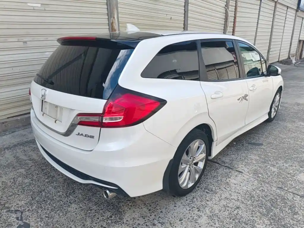 Honda Jade — миниатюра 7