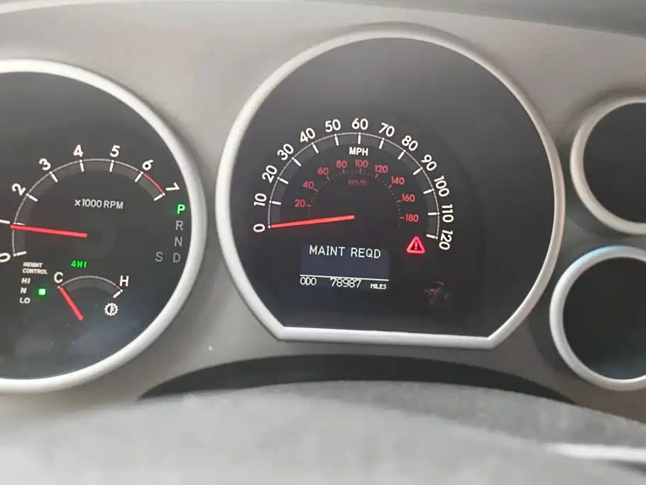 Toyota Sequoia — миниатюра 14