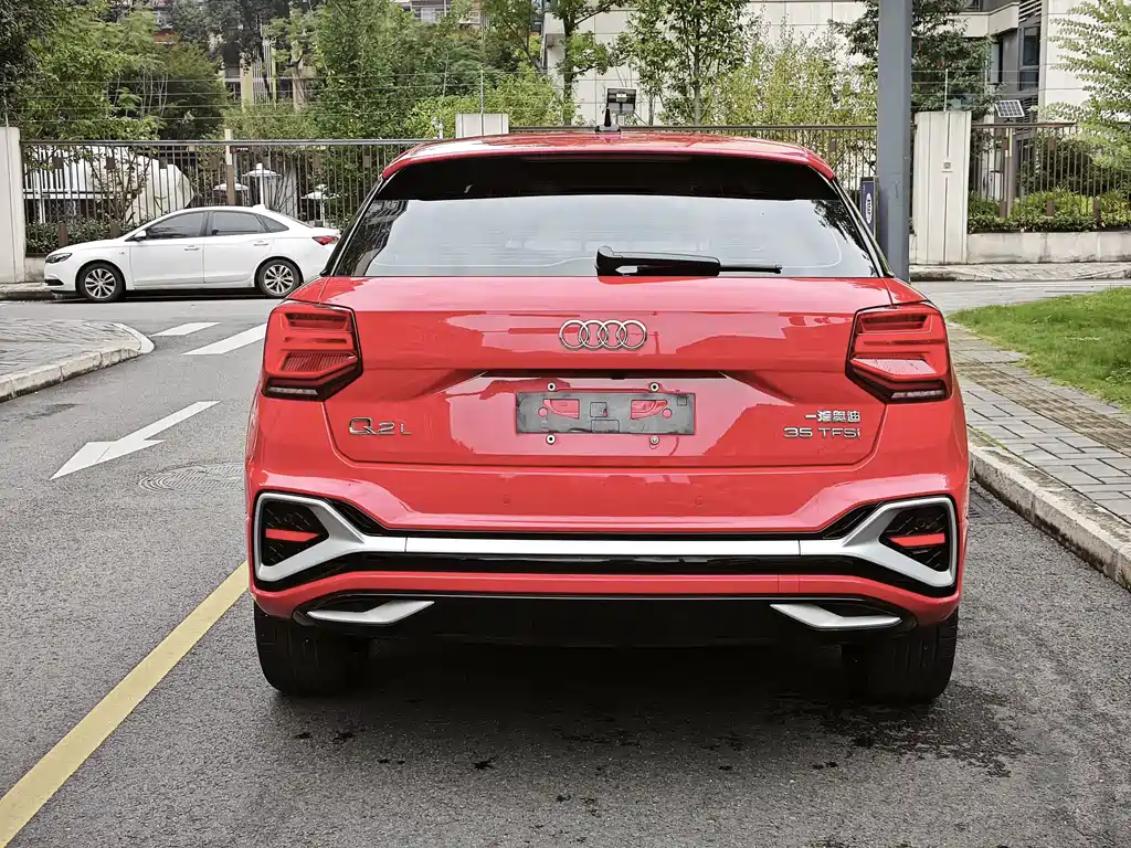 Audi Q2L — миниатюра 6