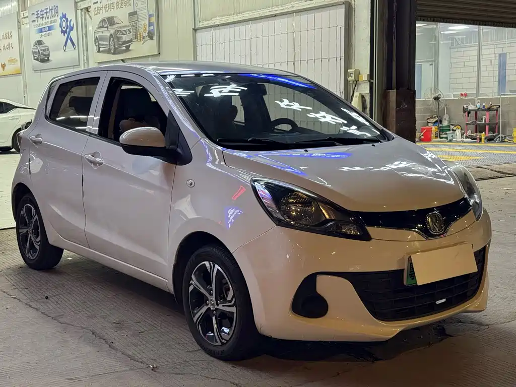 Changan Benben E-Star — миниатюра 3