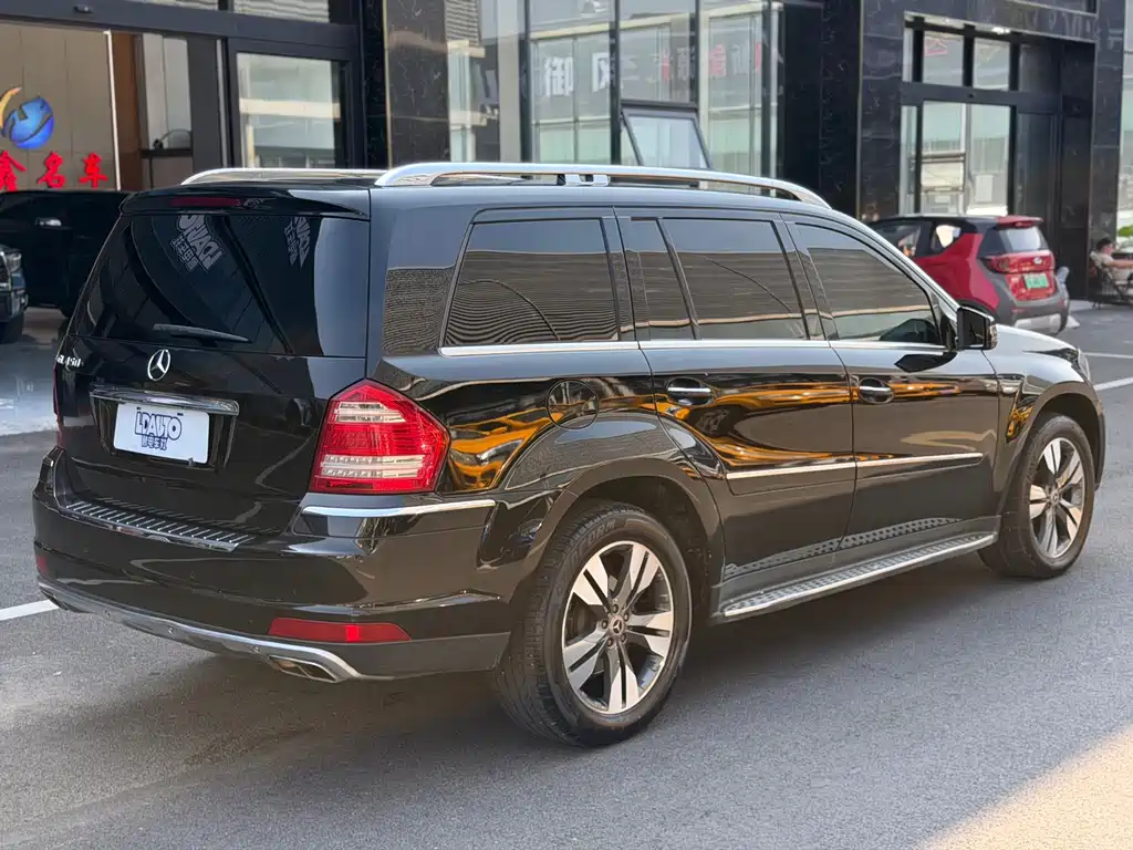 Mercedes-Benz GL-Class — миниатюра 9