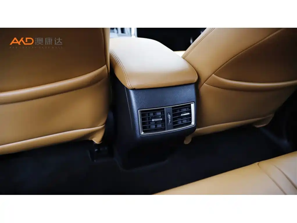 Lexus NX — миниатюра 9