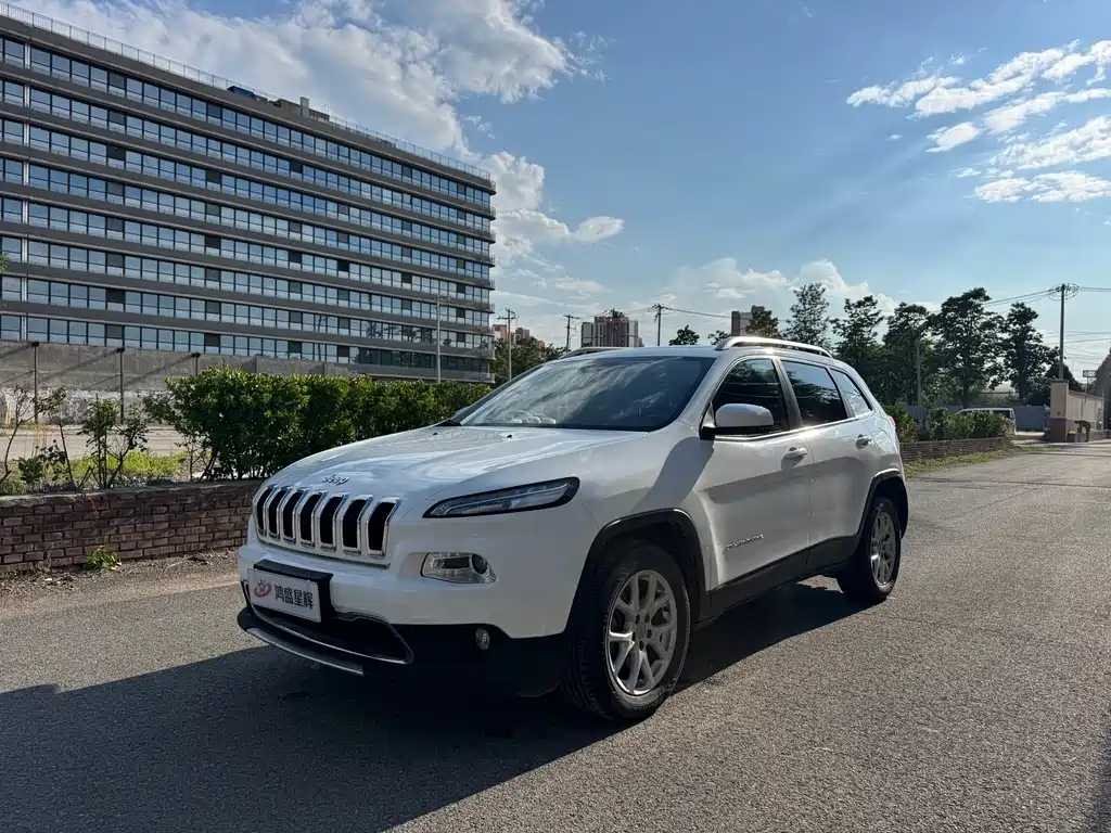Jeep Cherokee 2018