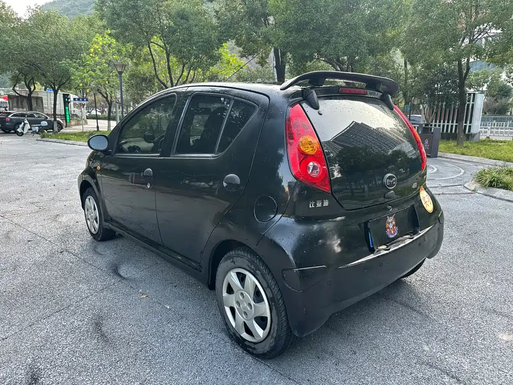 BYD F0 — миниатюра 5