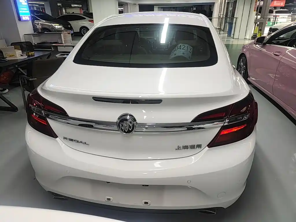 Buick Regal — миниатюра 6