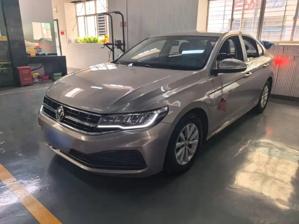 Volkswagen Bora — миниатюра 2