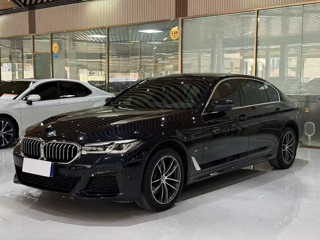 BMW 5 Series 2023