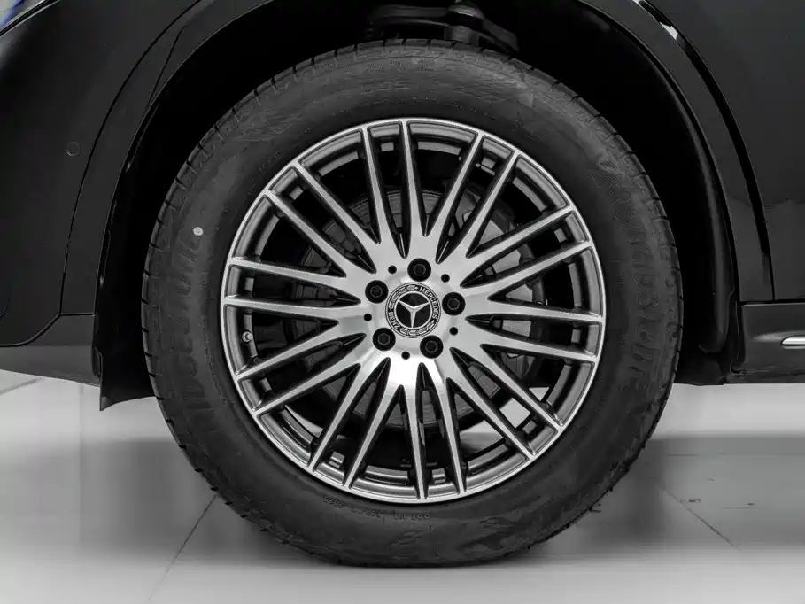 Mercedes-Benz GLC — миниатюра 43